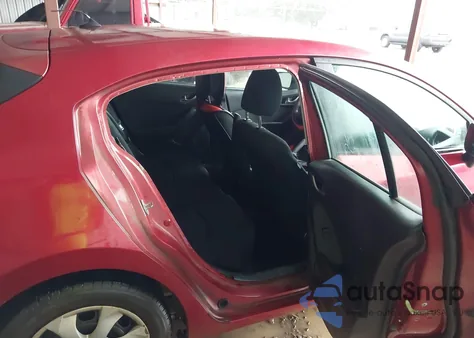 2014 Mazda Mazda3 I Sport из США, поврежденный, VIN 3MZBM1K75EM109049